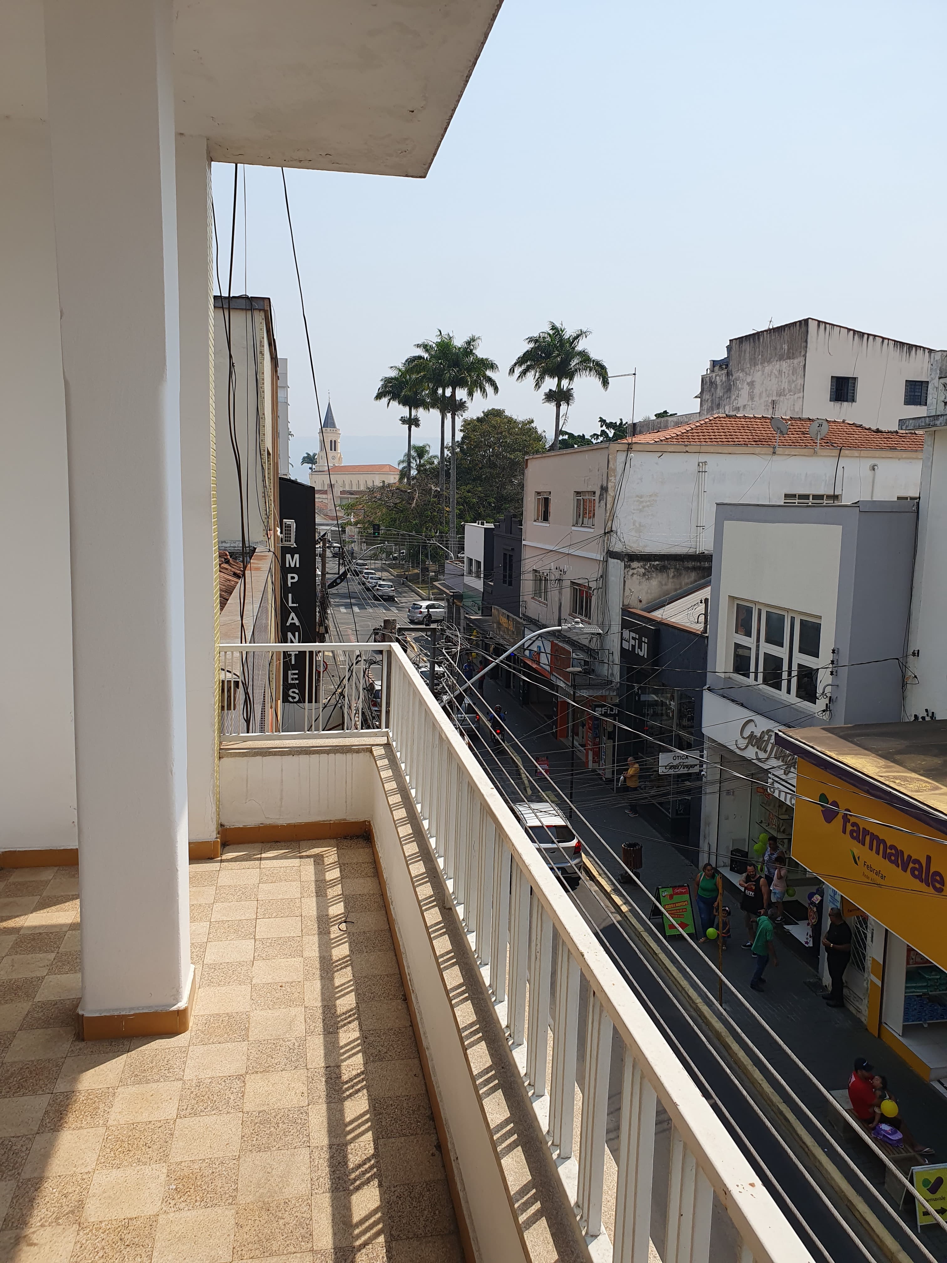 Foto 1 de 11 — Apartamento com 2 quartos no Centro de Lorena